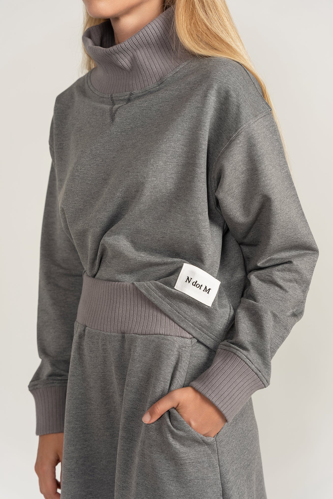 Ribbed Edge Set - Grey