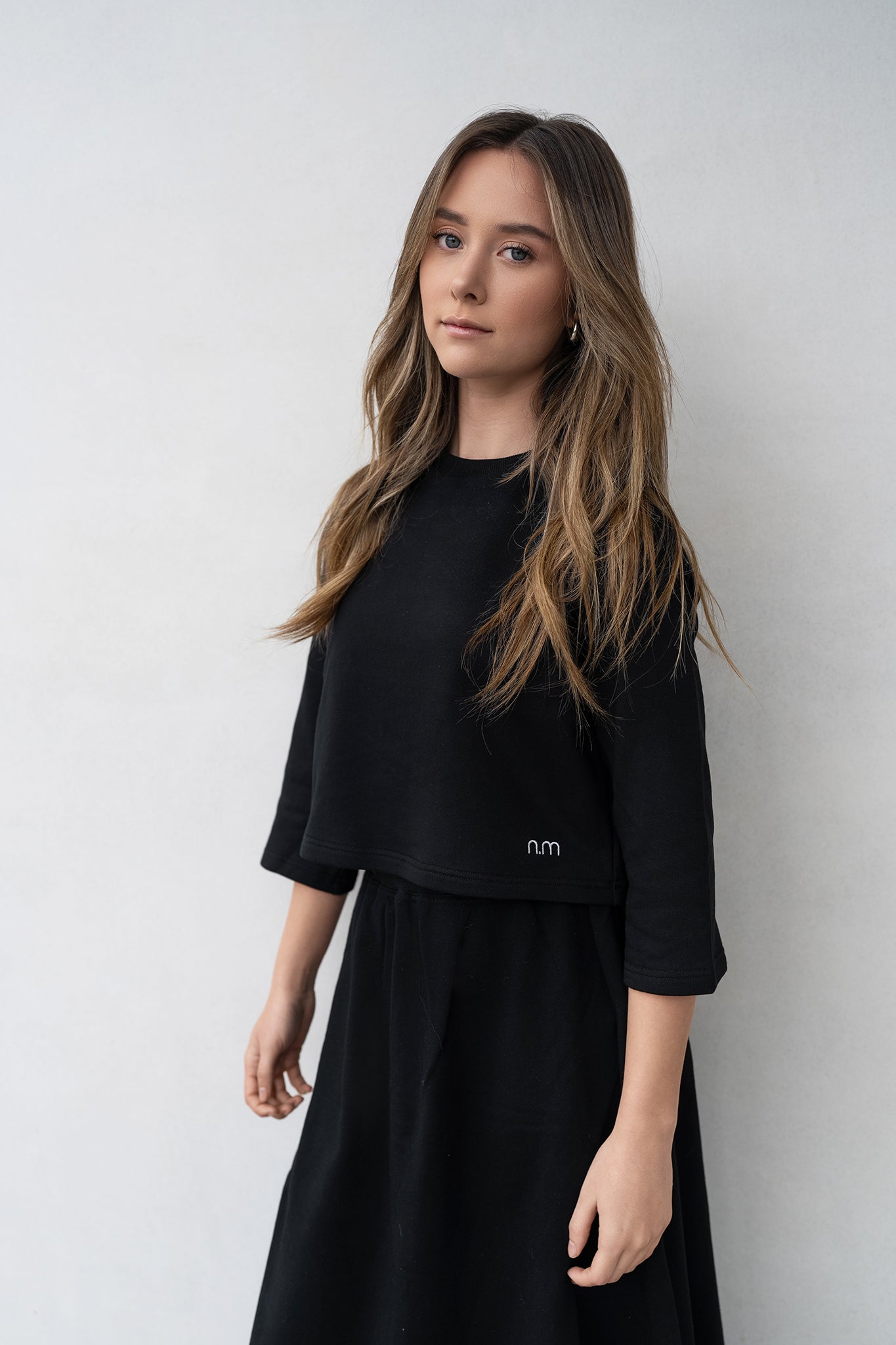 Cropped Sweatshirt - Black