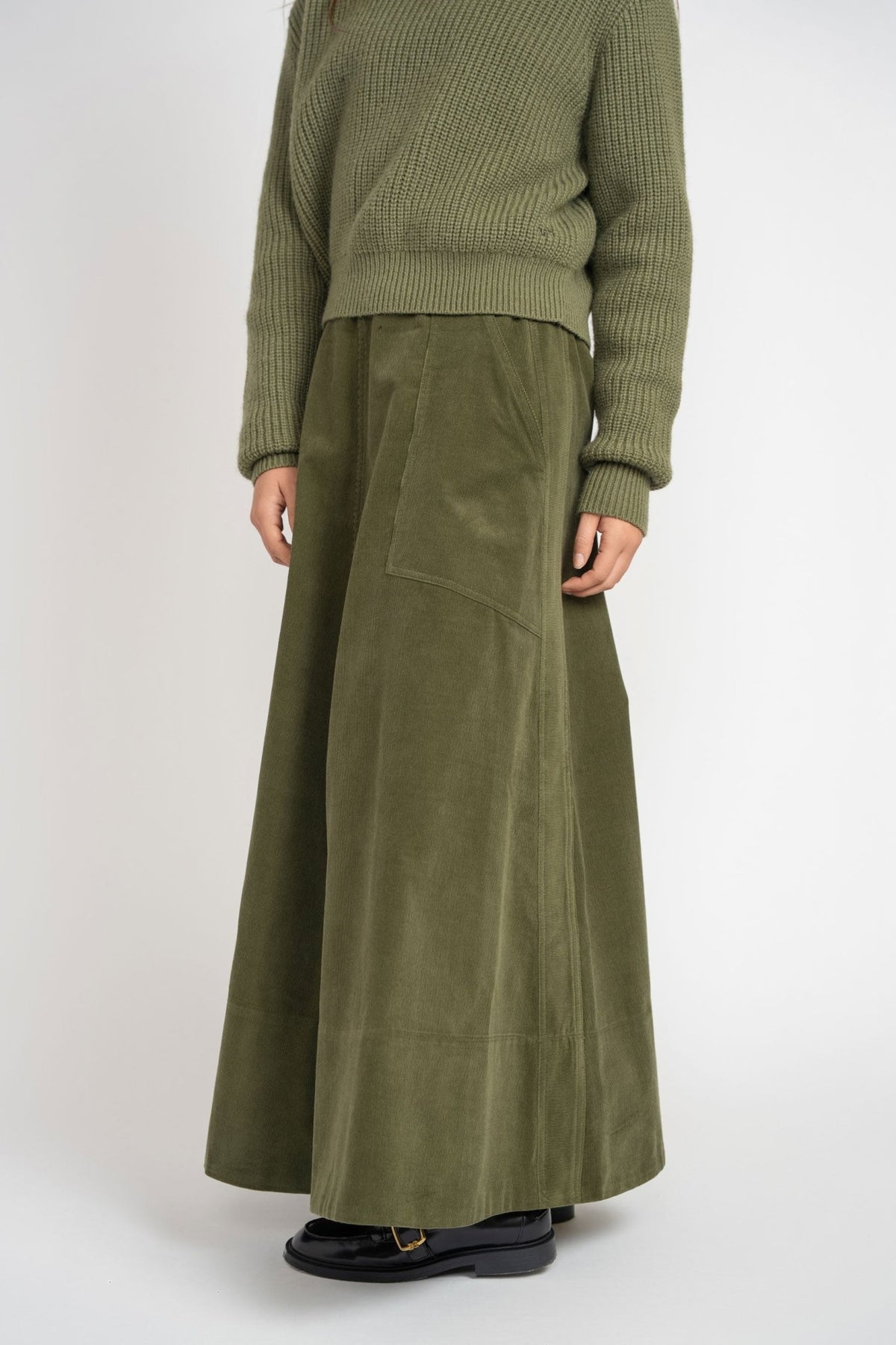 Corduroy Skirt With Big Pockets - Green - shopndotm - Young Adult/Women Clothing