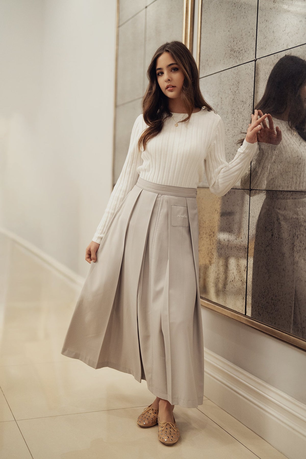 Ribbed Buttoned Crewneck - White - shopndotm - Young Adult/Women Clothing