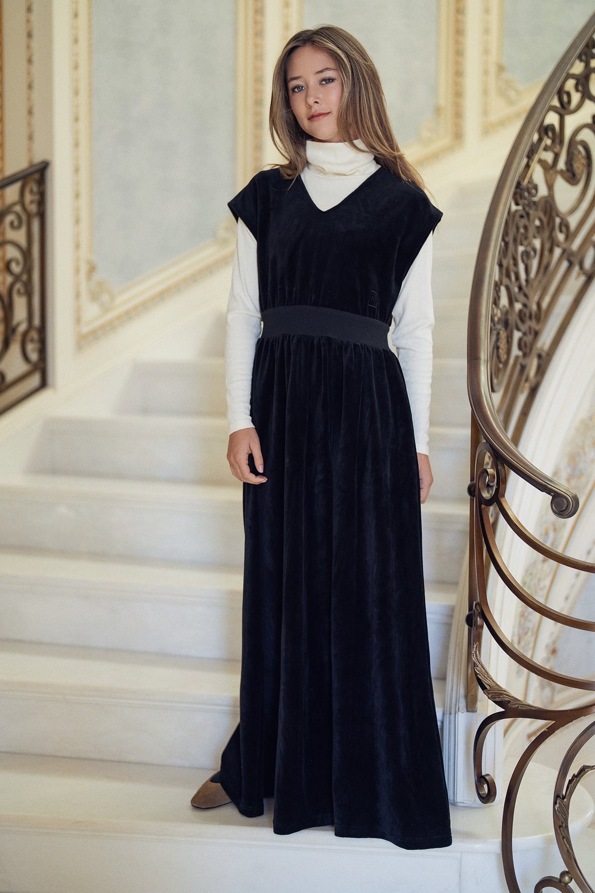 Velour V Neck Maxi - Black - shopndotm - Young Adult/Women Clothing